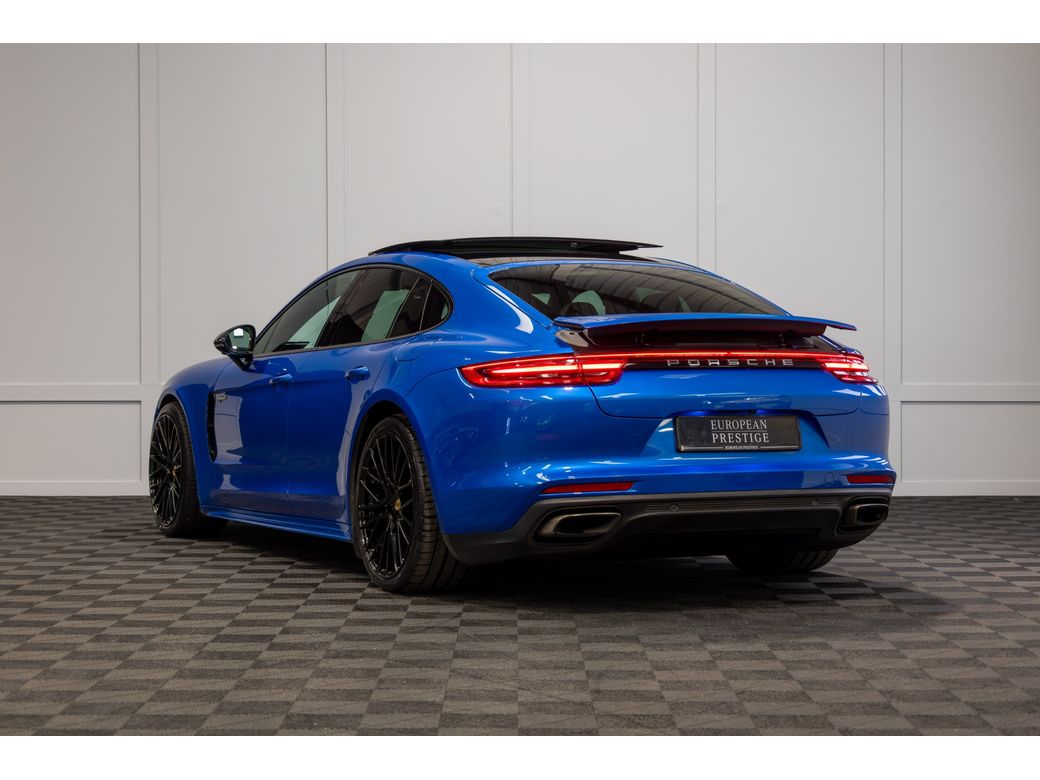 2018 Porsche Panamera