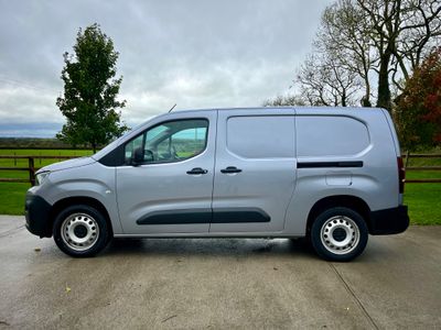 2021 Peugeot Partner