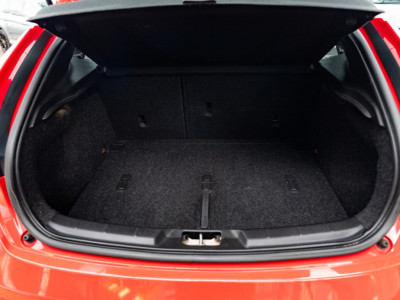 2018 Volvo V40