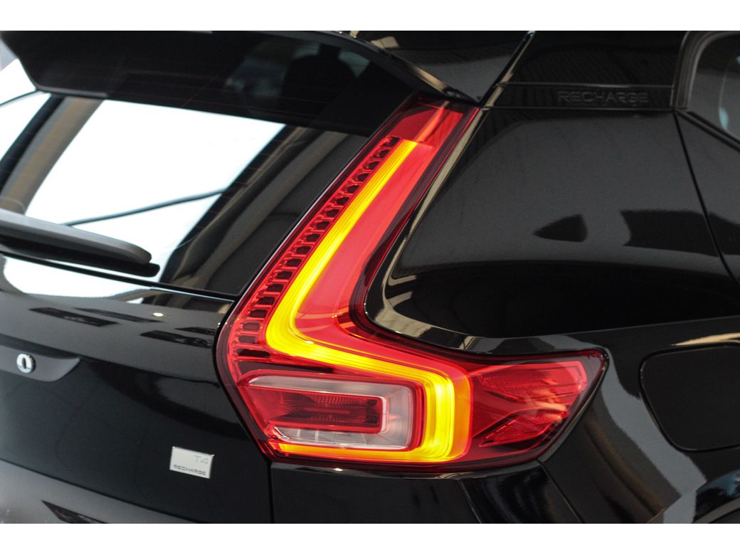 2022 Volvo XC40