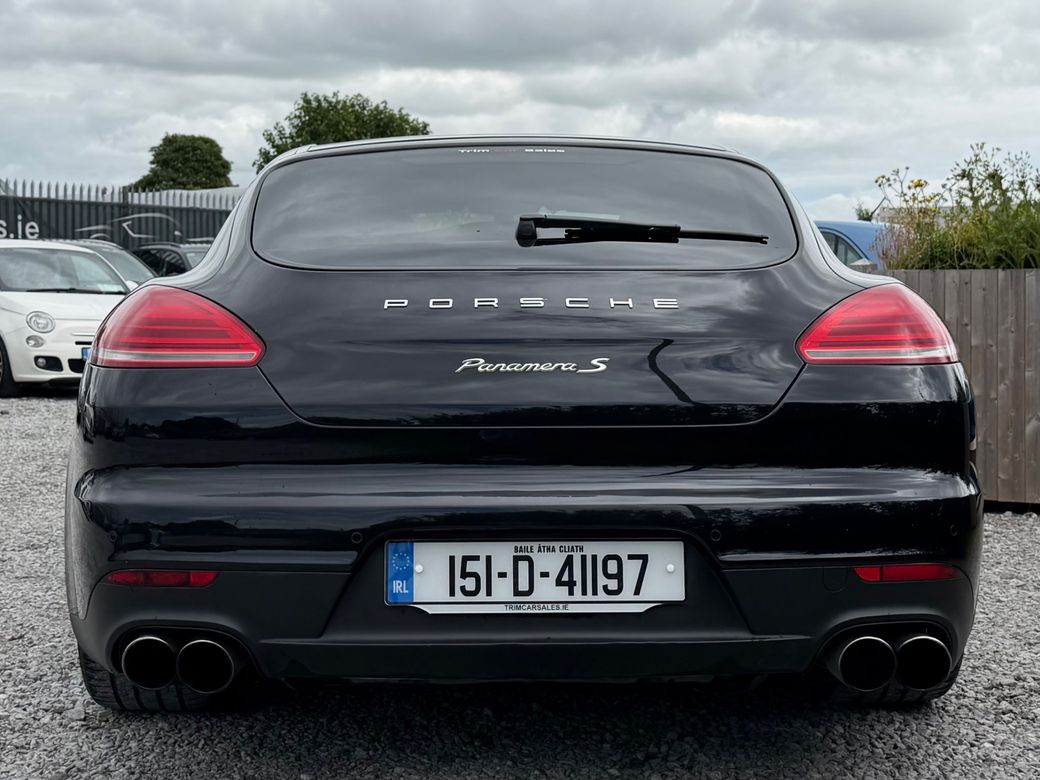 2015 Porsche Panamera