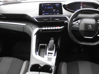 2020 Peugeot 5008