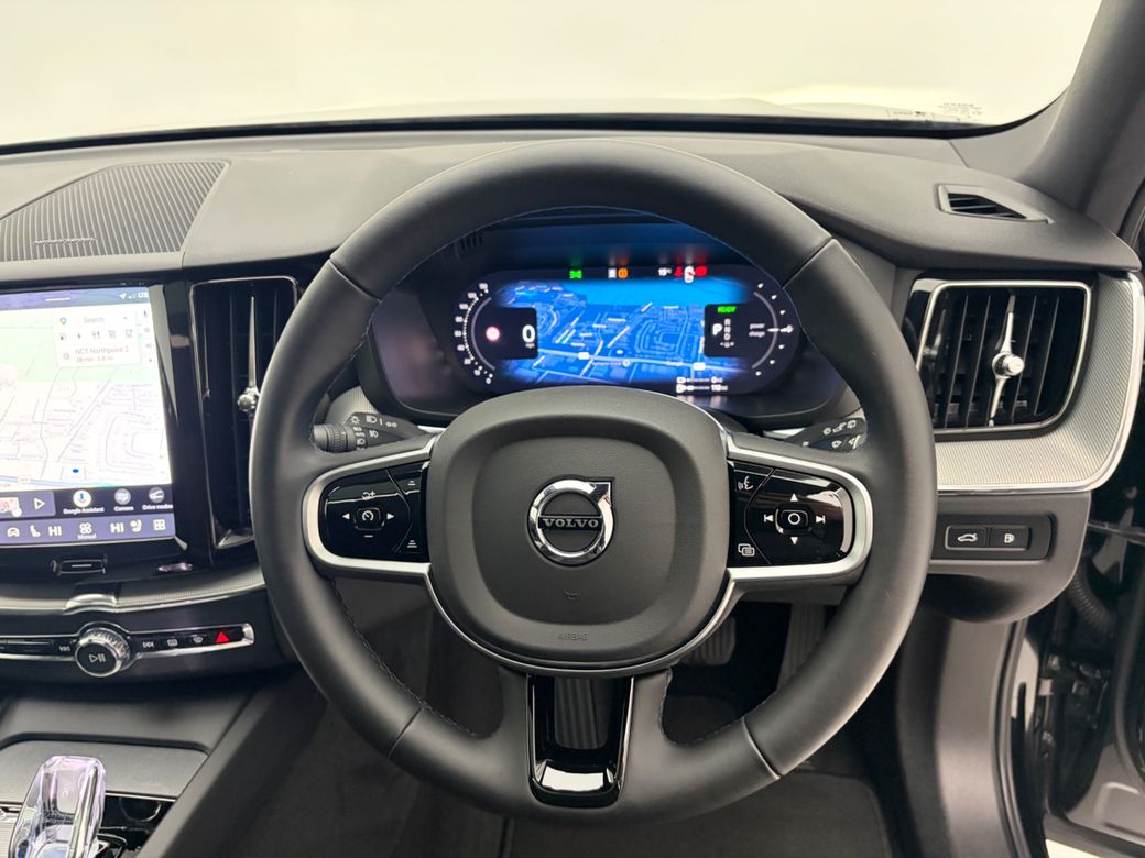 2025 Volvo XC60