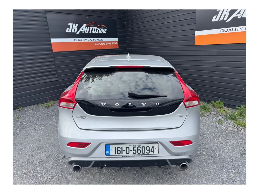 2016 Volvo V40