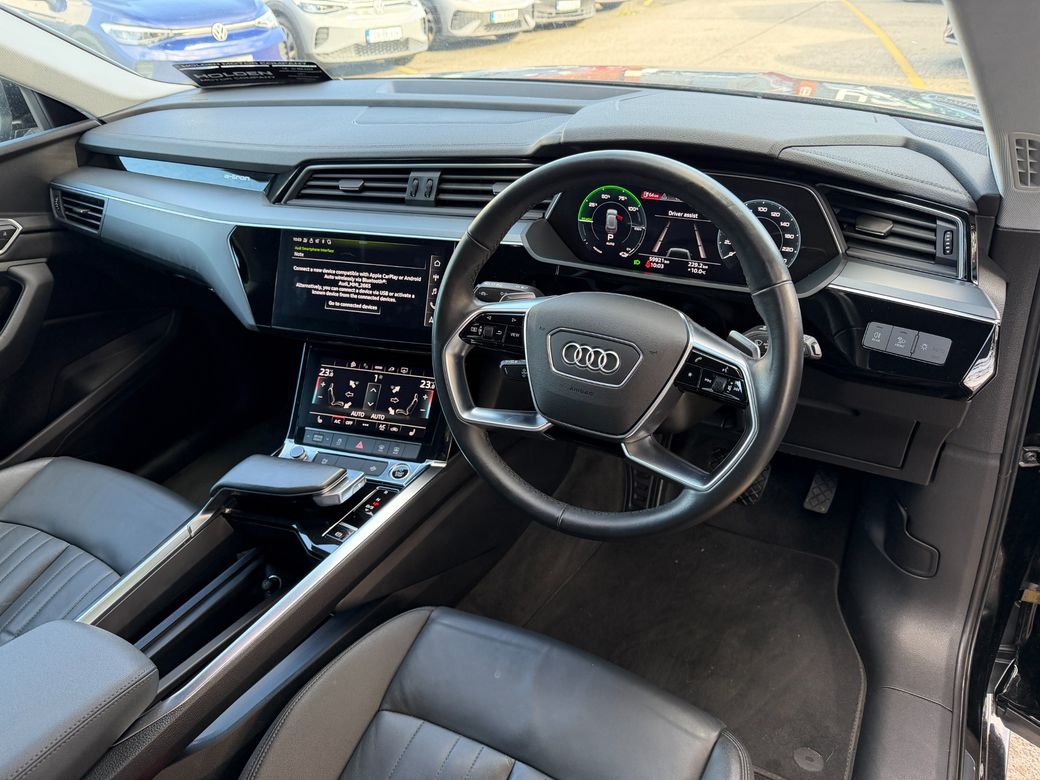 2022 Audi e-tron