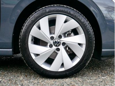 2024 Volkswagen Golf