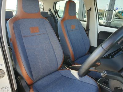 2016 Volkswagen up!