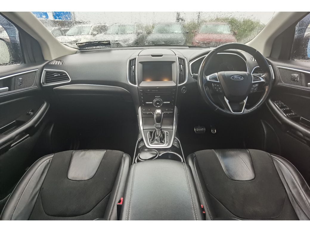 2016 Ford Edge