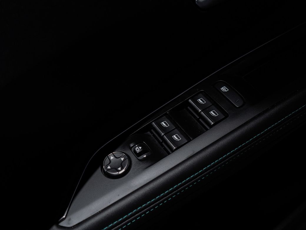 2023 Peugeot 5008