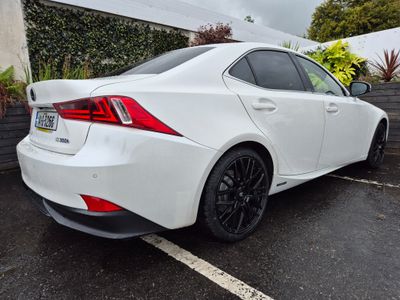 2014 Lexus IS 300h