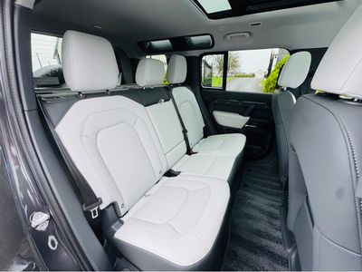 2025 Land Rover Defender