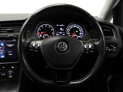 2017 Volkswagen Golf