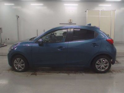 2018 Mazda Demio
