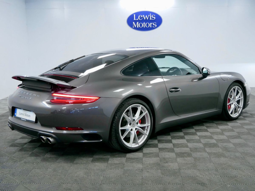2017 Porsche 911