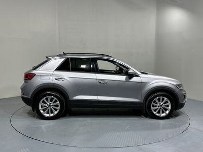 2025 Volkswagen T-Roc