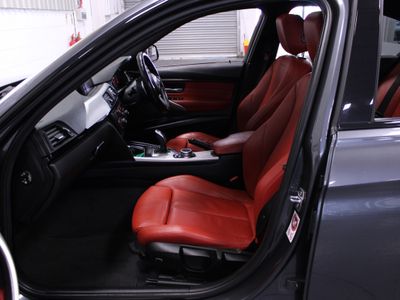 2015 BMW 320