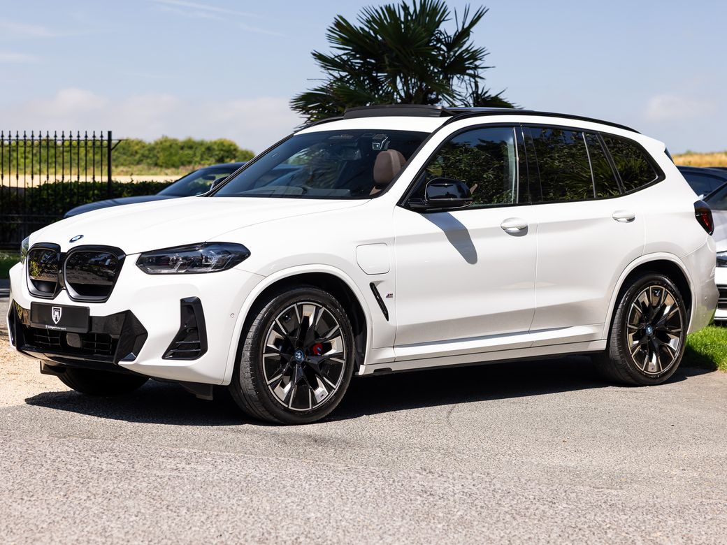 2023 BMW iX3