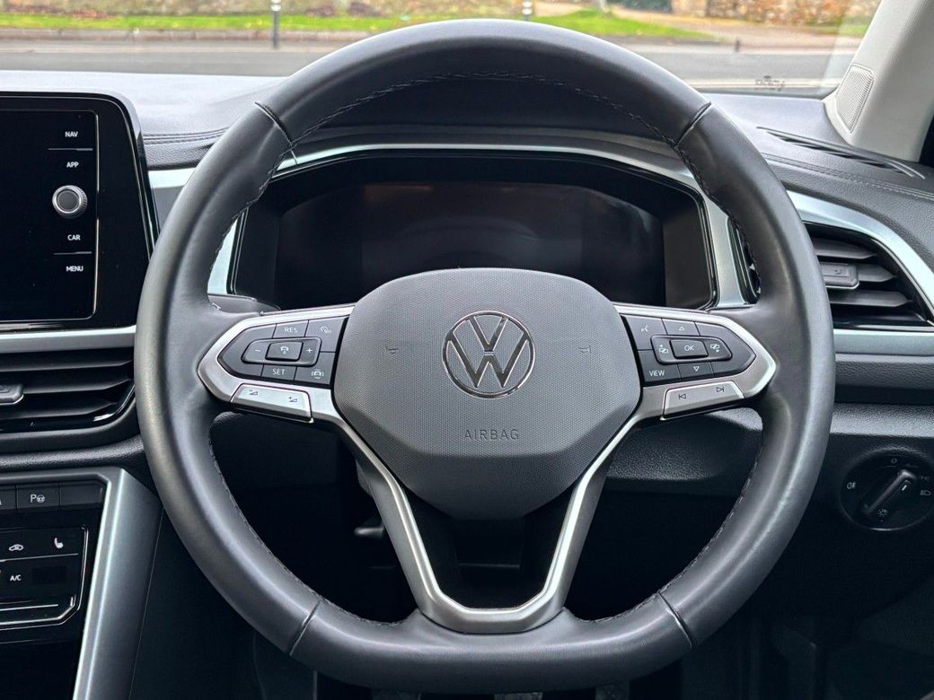 2024 Volkswagen T-Roc