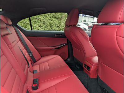 2021 Lexus IS 300h