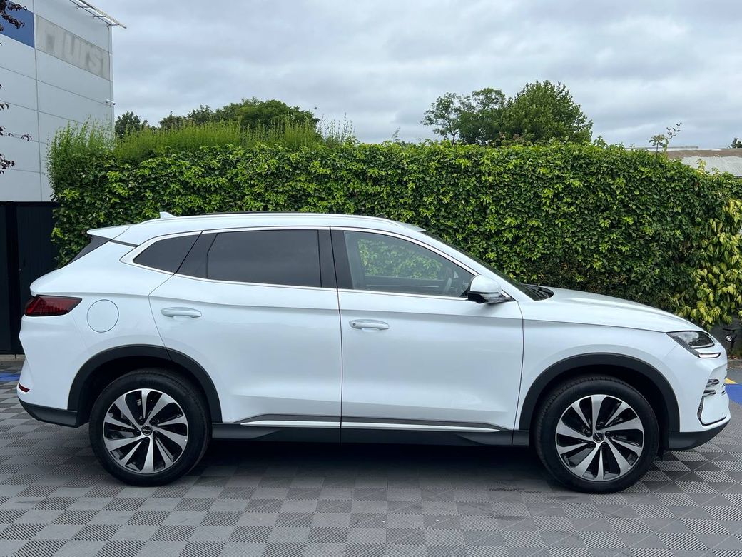 2025 BYD Seal U