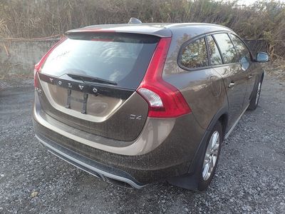 2016 Volvo V60 Cross Country