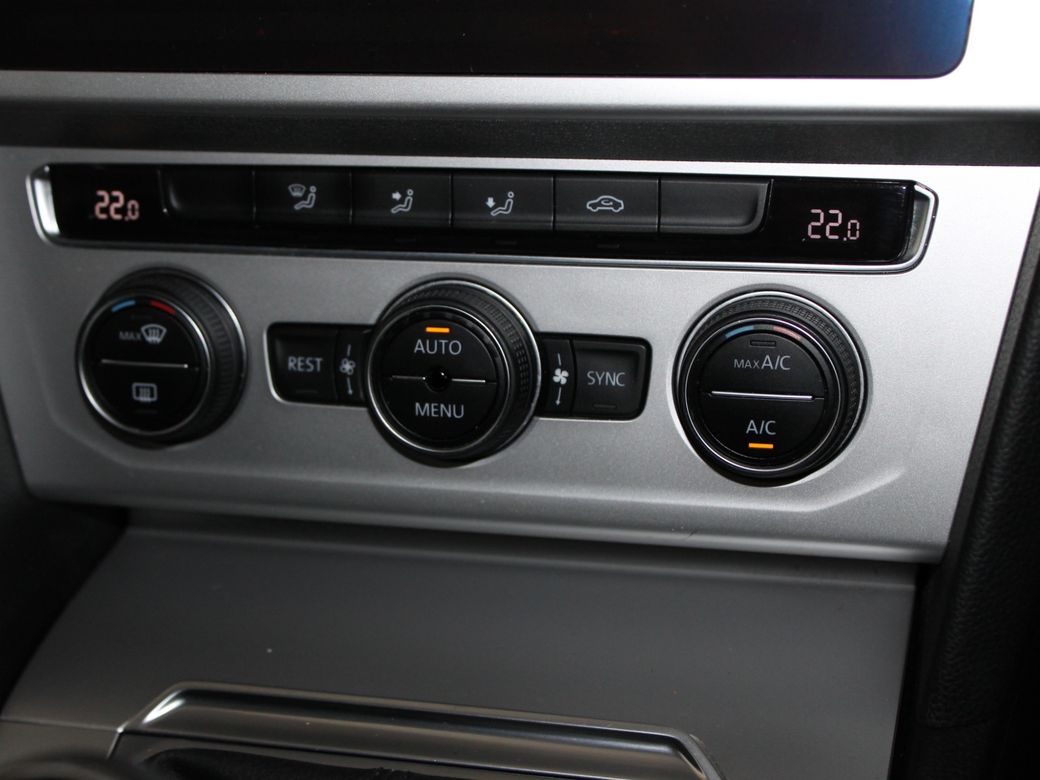 2019 Volkswagen Passat