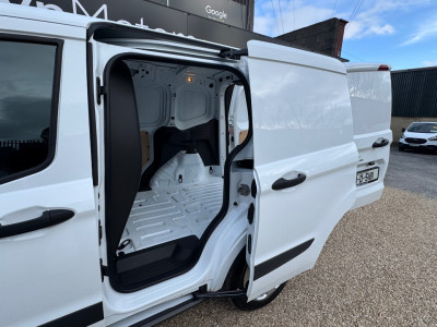 2023 Ford Transit Courier