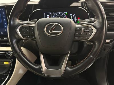 2023 Lexus NX 450H+