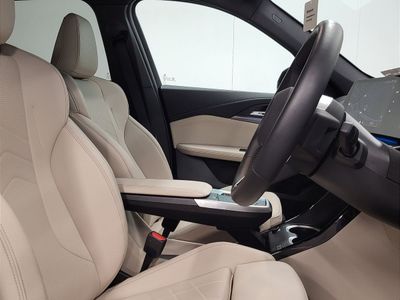 2025 BMW iX1