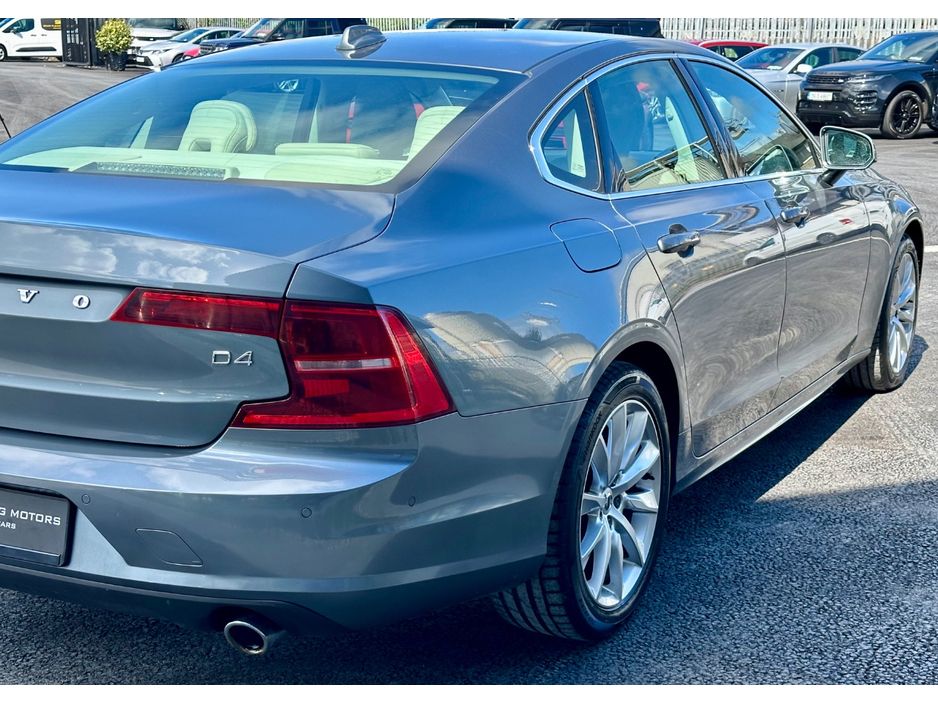 2021 Volvo S90
