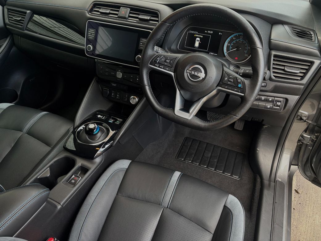 2024 Nissan Leaf