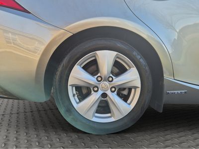 2014 Lexus IS 300h