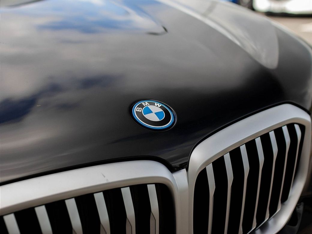 2025 BMW X5
