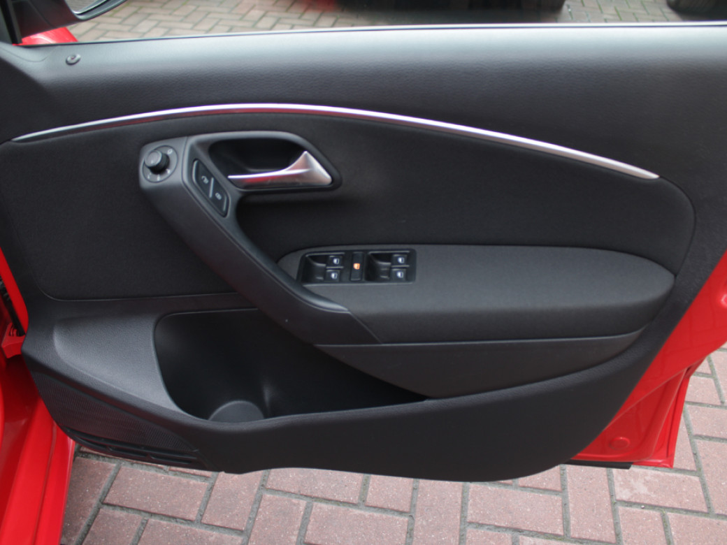 2017 Volkswagen Polo