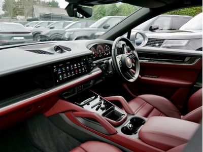 2024 Porsche Cayenne