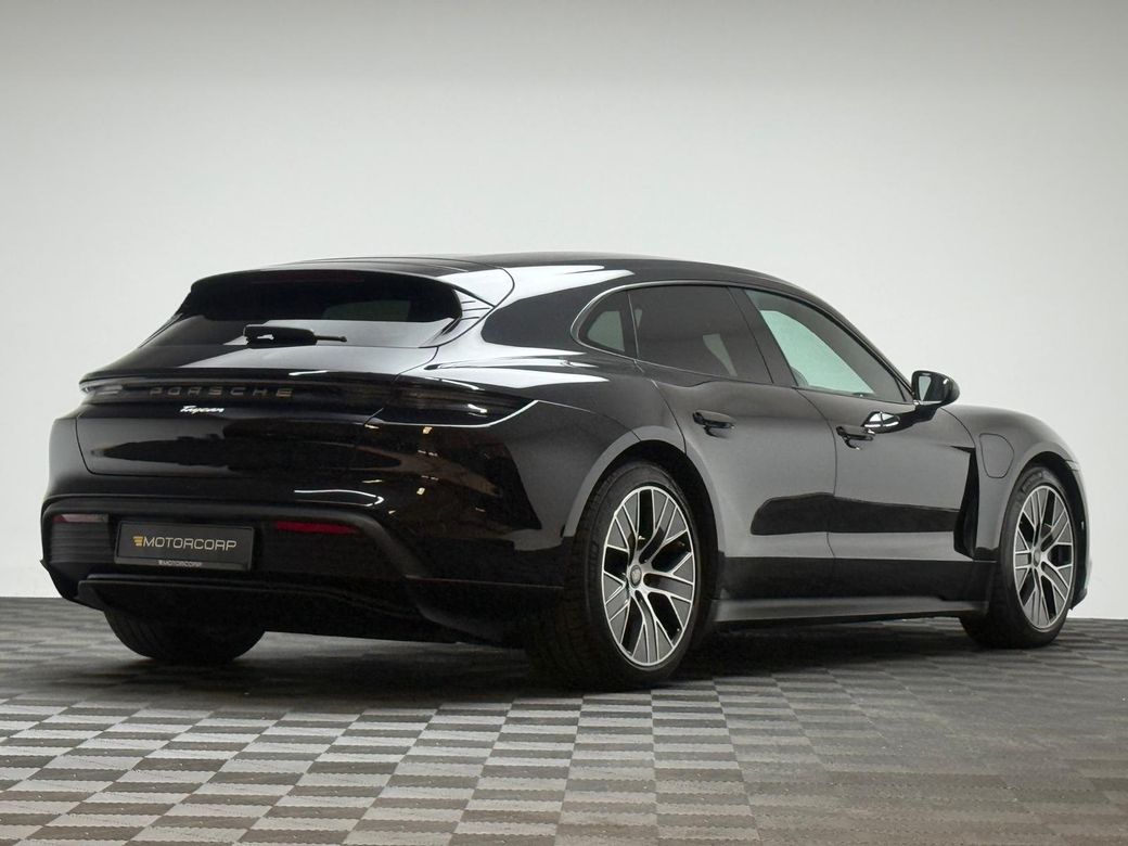 2023 Porsche Taycan