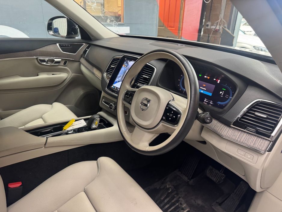 2023 Volvo XC90