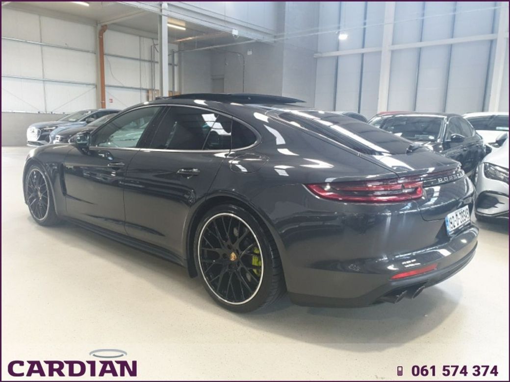 2019 Porsche Panamera