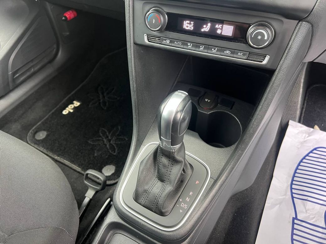 2017 Volkswagen Polo