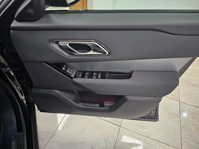 2025 Land Rover Range Rover Velar