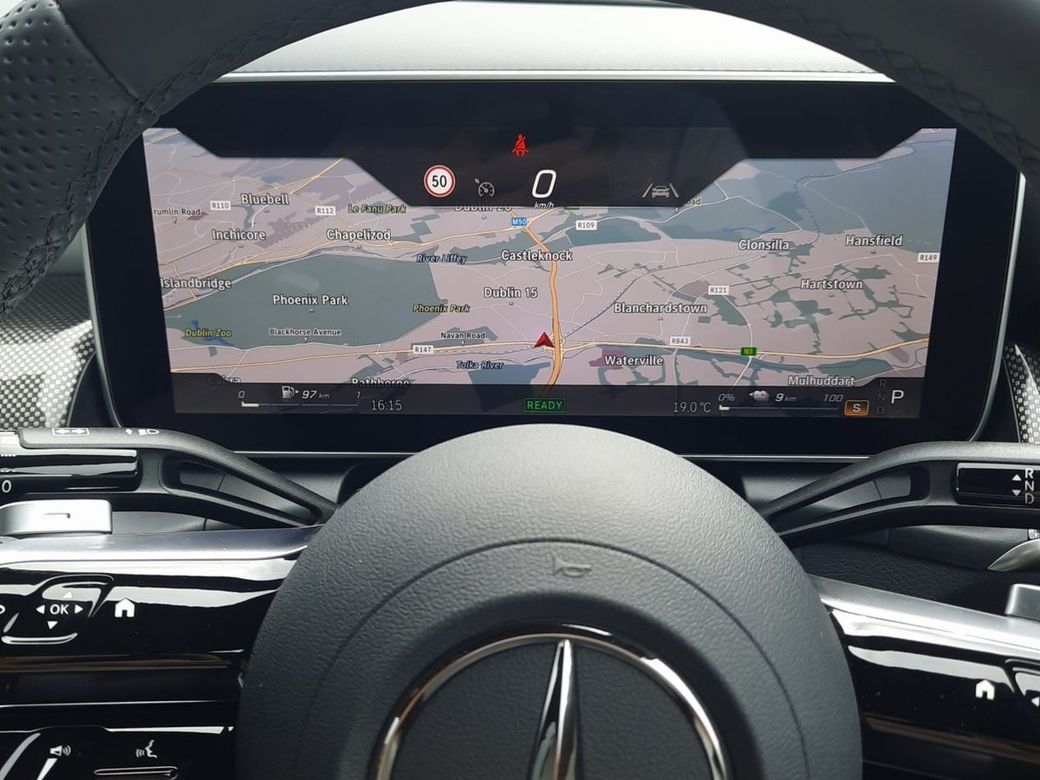 2025 Mercedes-Benz GLC Class