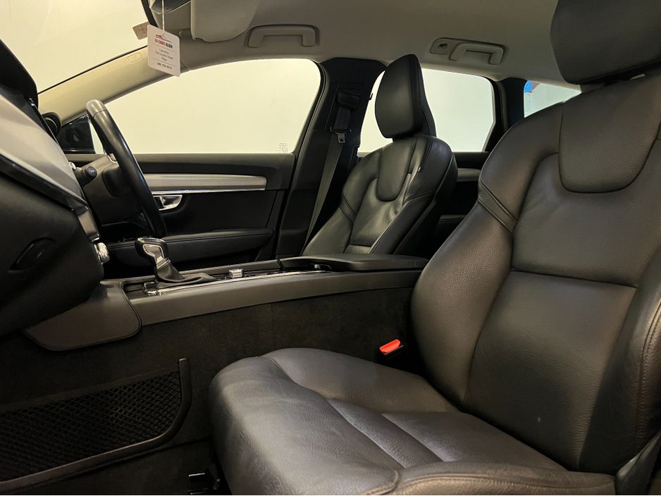 2019 Volvo V90
