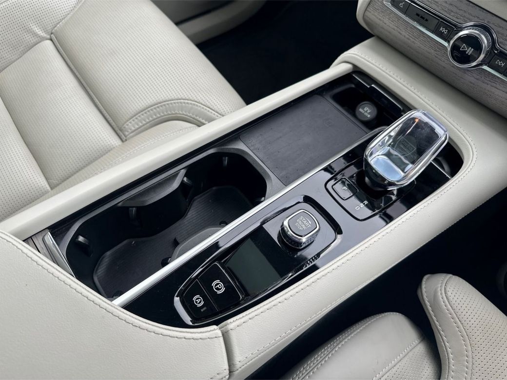 2024 Volvo XC90