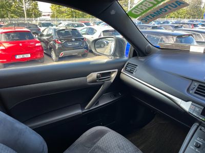 2017 Lexus CT 200h