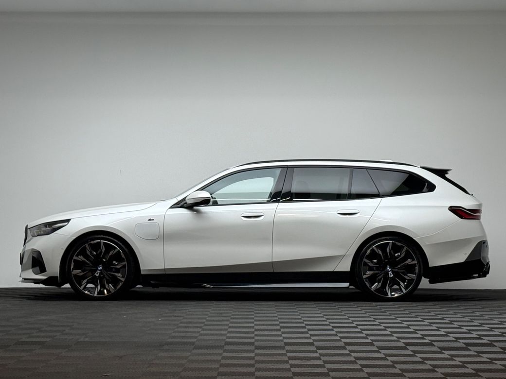 2025 BMW 5 Series