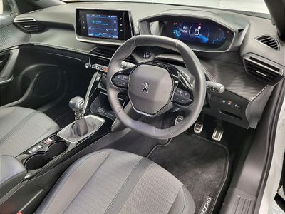 2023 Peugeot 2008
