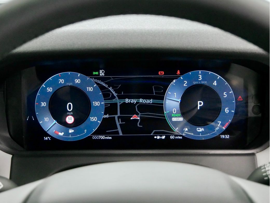 2025 Land Rover Range Rover Velar