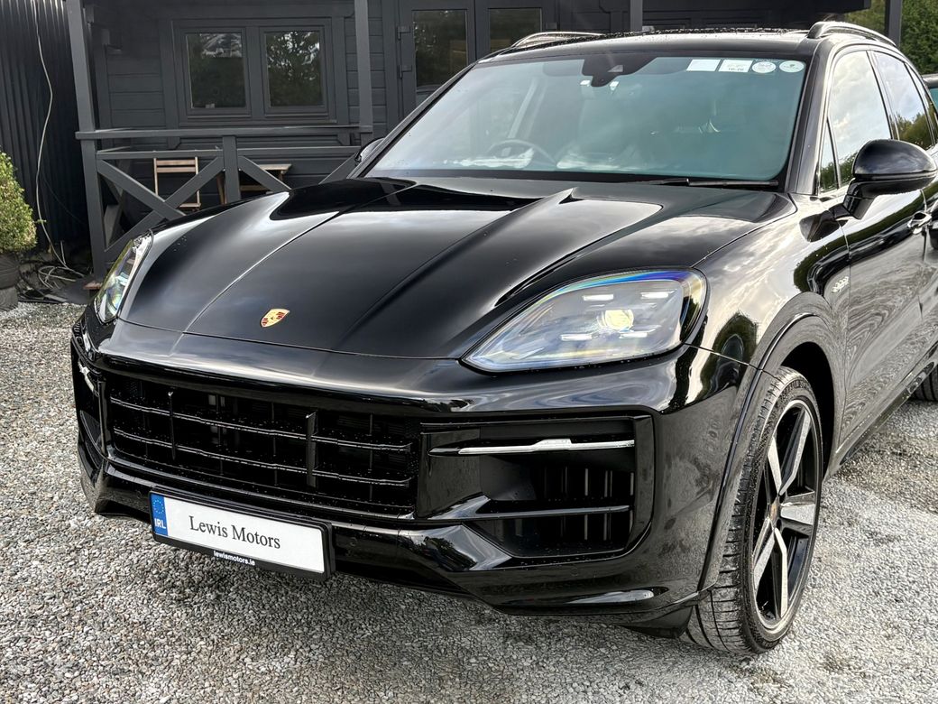 2023 Porsche Cayenne