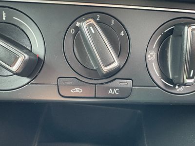 2016 Volkswagen Polo