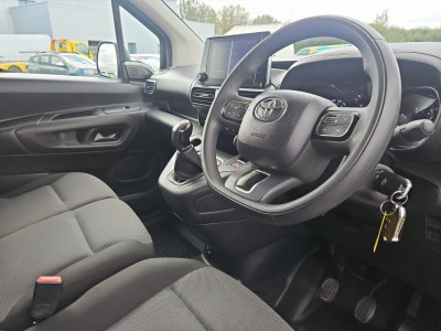 2021 Toyota Proace